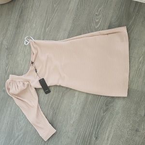 One sleeve pink dress